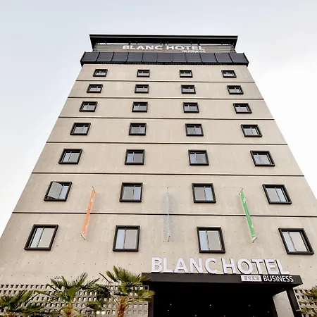 Blanc Business Hotel
